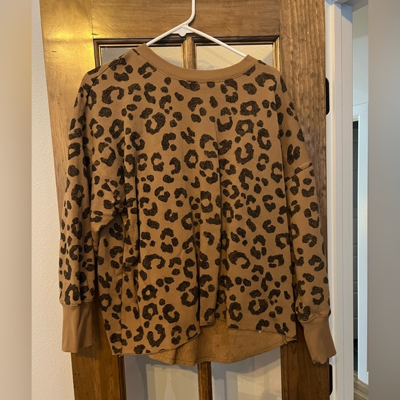 Sweat shirts - Picture 2 of 2